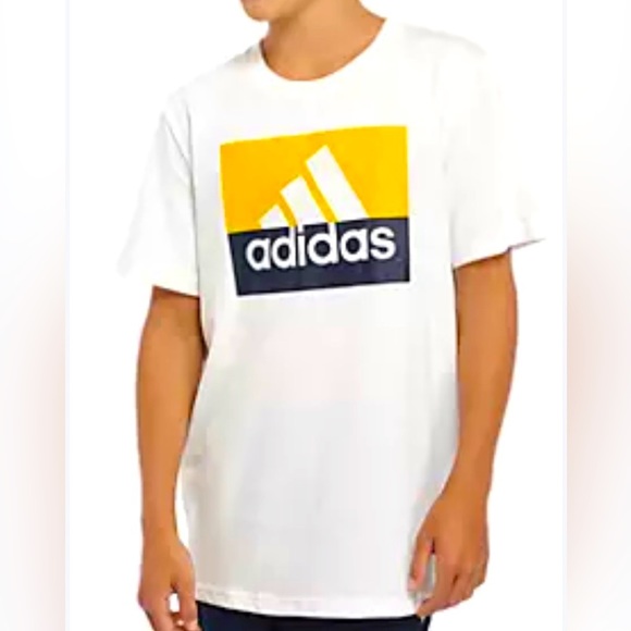 adidas Boys M (10-12 ) Block Boss Short Sleeve Graphic T-Shirt - Picture 1 of 8